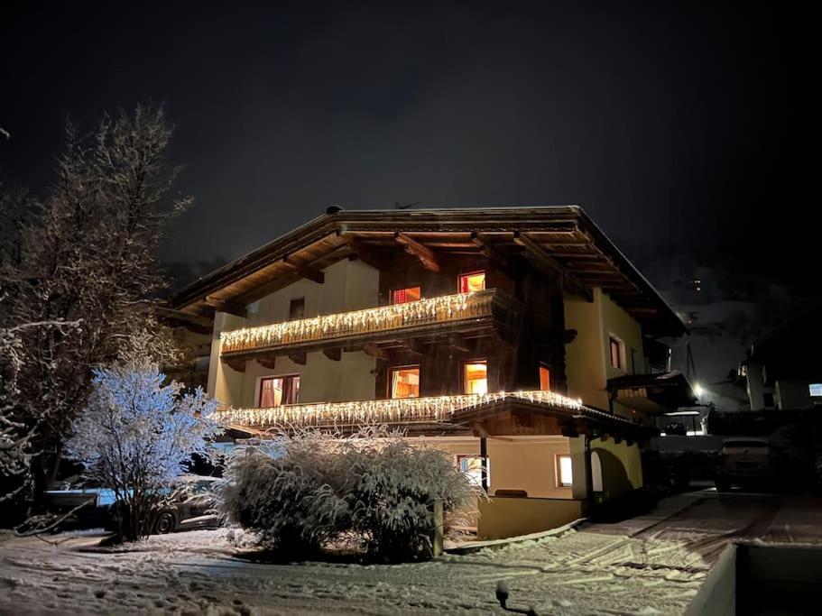 Ferienwohnung Gamsbock Panorama View Balkon, Gartensauna, Garten, Grillplatz ชตุมม์ ภายนอก รูปภาพ
