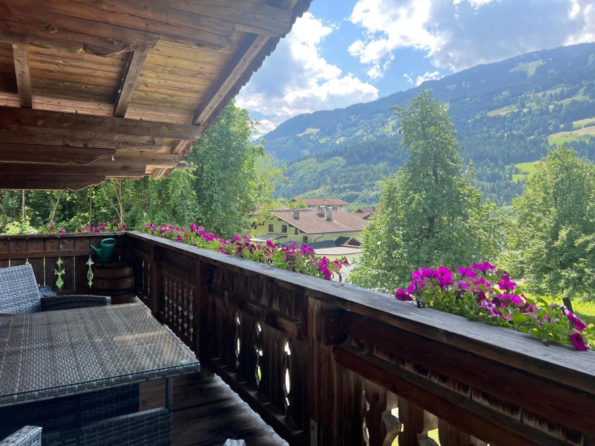 Ferienwohnung Gamsbock Panorama View Balkon, Gartensauna, Garten, Grillplatz ชตุมม์ ภายนอก รูปภาพ