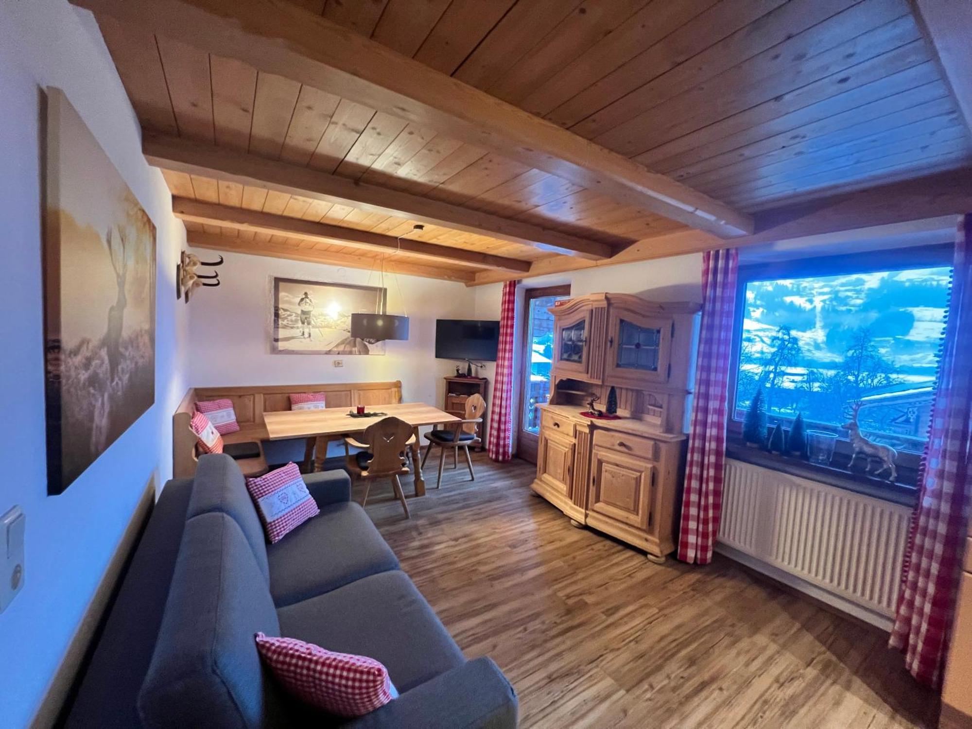 Ferienwohnung Gamsbock Panorama View Balkon, Gartensauna, Garten, Grillplatz ชตุมม์ ภายนอก รูปภาพ