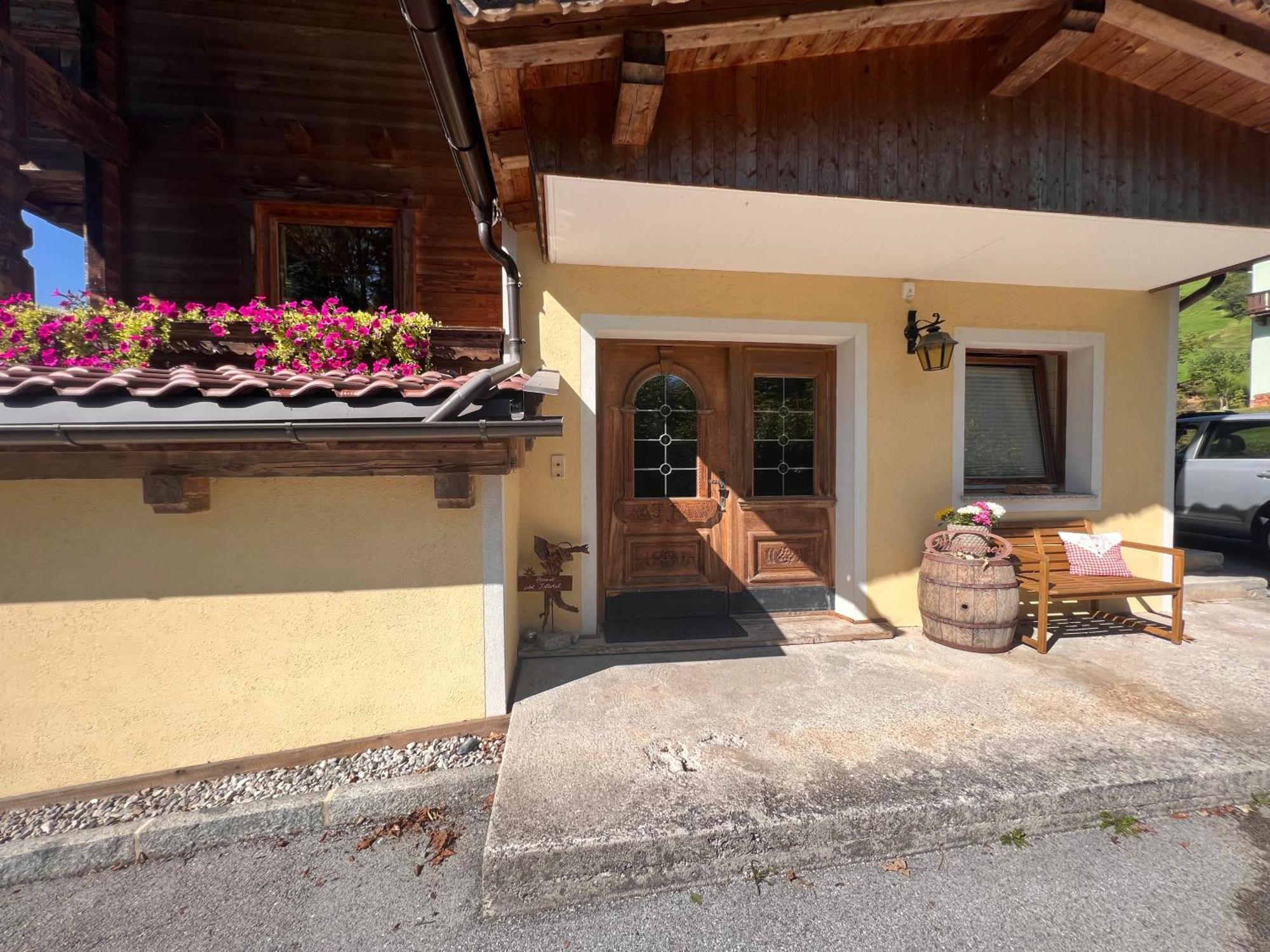 Ferienwohnung Gamsbock Panorama View Balkon, Gartensauna, Garten, Grillplatz ชตุมม์ ภายนอก รูปภาพ