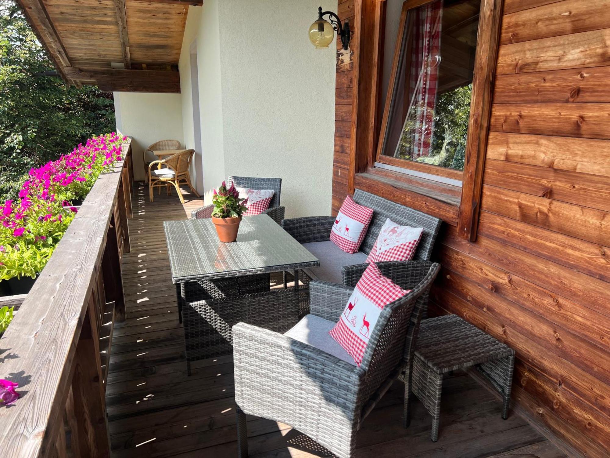 Ferienwohnung Gamsbock Panorama View Balkon, Gartensauna, Garten, Grillplatz ชตุมม์ ภายนอก รูปภาพ